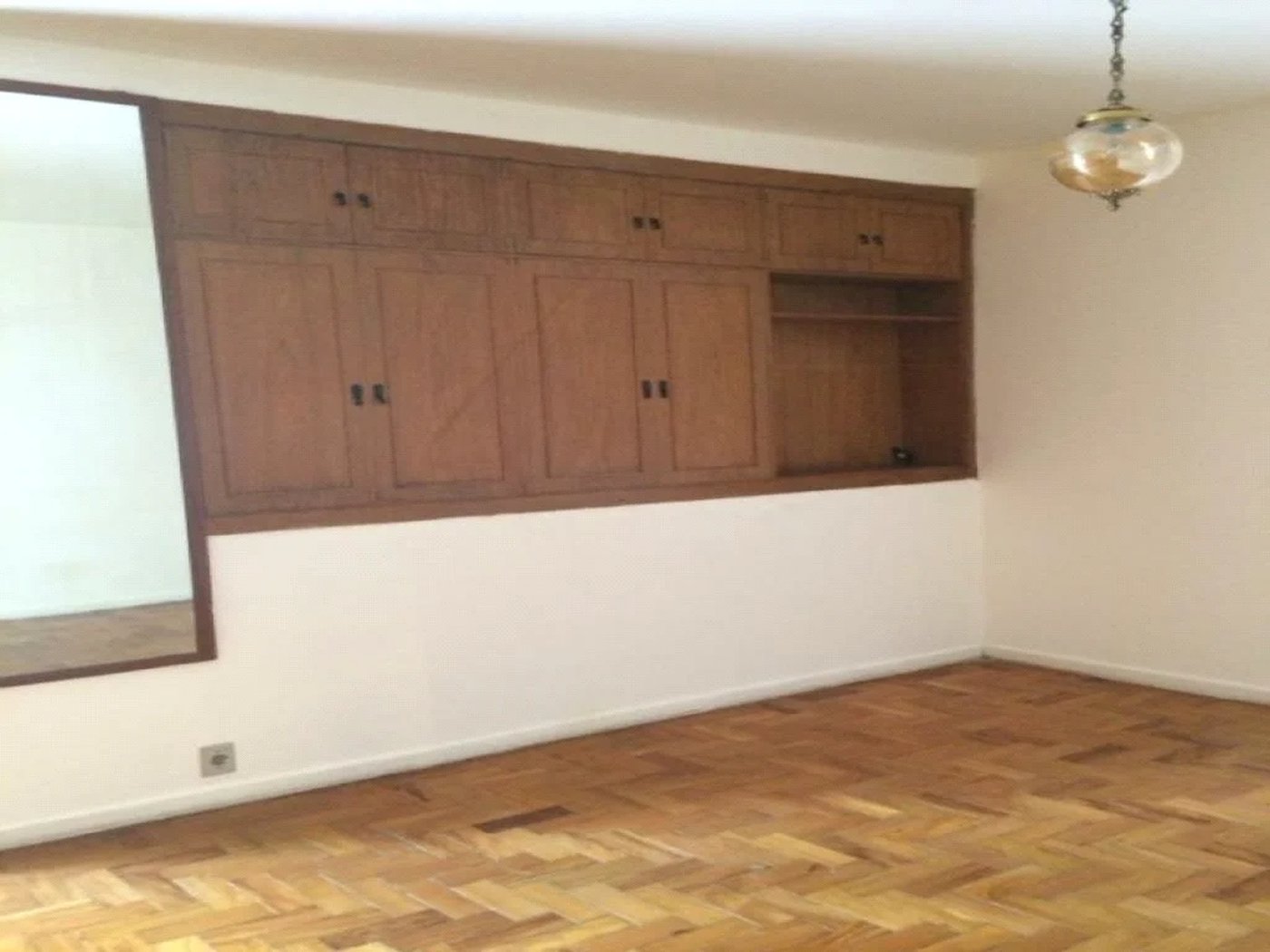 Casa à venda com 3 quartos, sendo 1 suíte, em Vila Gomes, São Paulo, SP