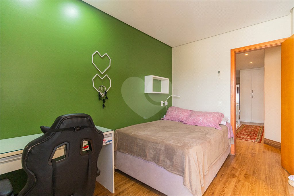 Casa à venda com 4 quartos, sendo 2 suítes, em Jardim Prudência, São Paulo, SP