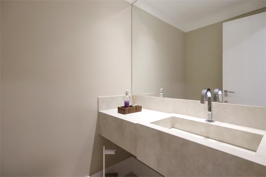 Apartamento à venda com 3 quartos, sendo 1 suíte, em Vila Anastácio, São Paulo, SP