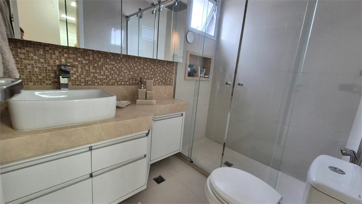 Apartamento à venda com 3 quartos, sendo 1 suíte,  em Jardim Arpoador, São Paulo, SP