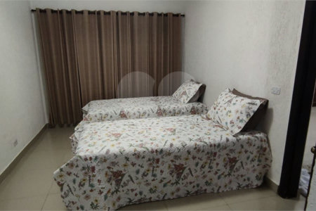 Casa à venda com 3 quartos, sendo 2 suítes, em Conjunto Habitacional Brás Cubas, Mogi das Cruzes, SP