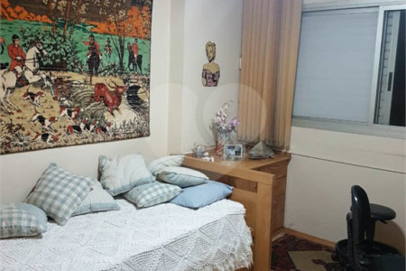 Apartamento à venda com 4 quartos, sendo 1 suíte,  em Vila Monte Alegre, São Paulo, SP