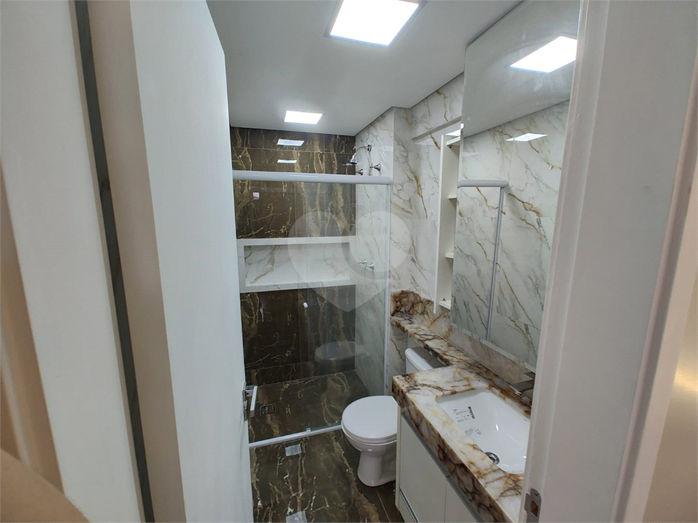 Apartamento à venda com 3 quartos, sendo 1 suíte,  no Centro, São Caetano do Sul, SP