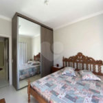 Casa à venda com 4 suítes no condomínio Ipê Velho, Vinhedo - SP