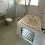Casa à venda com 4 quartos, sendo 1 suíte, no condomínio Raizes, Paulínia - SP