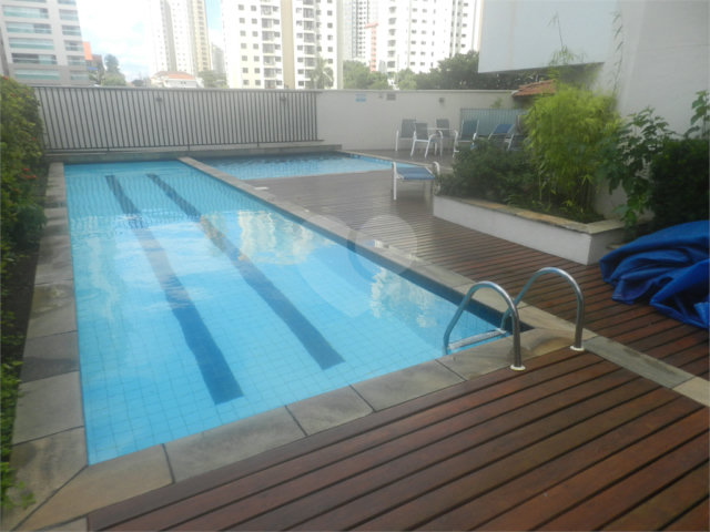 Apartamento à venda ou para alugar com 3 quartos, sendo 1 suíte,  em Santa Teresinha, São Paulo, SP