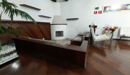 Casa à venda com 4 quartos, sendo 2 suítes,  em Vila Alexandria, São Paulo, SP