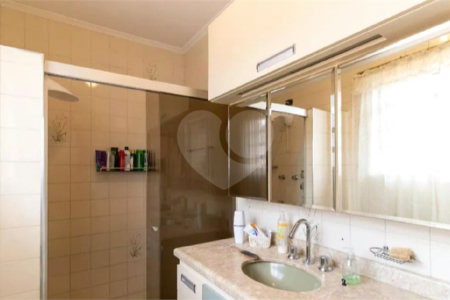 Casa a venda na Região da Saúde