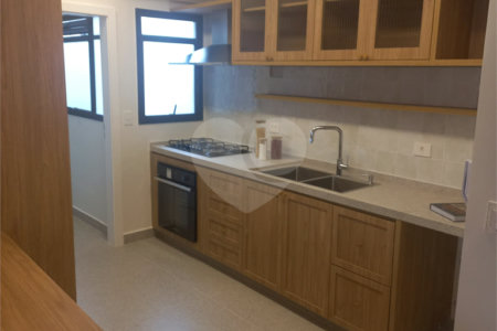 Apartamento à venda com 2 quartos, sendo 1 suíte, em Vila Olímpia, São Paulo, SP