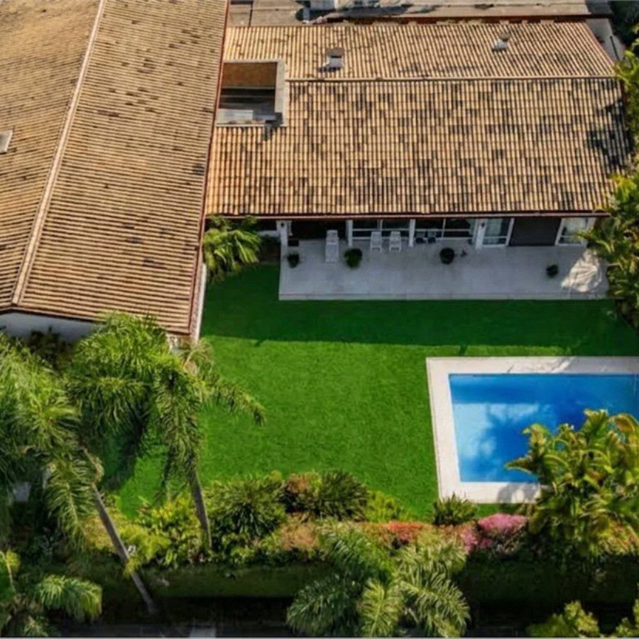 Casa à venda com 5 quartos, sendo 3 suítes, em Jardim Guedala, São Paulo, SP
