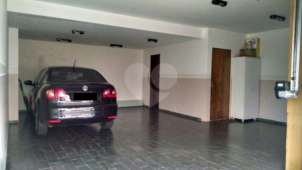 Casa à venda com 3 quartos, sendo 1 suíte, no condomínio Residencial Morada do Horto, São Paulo - SP