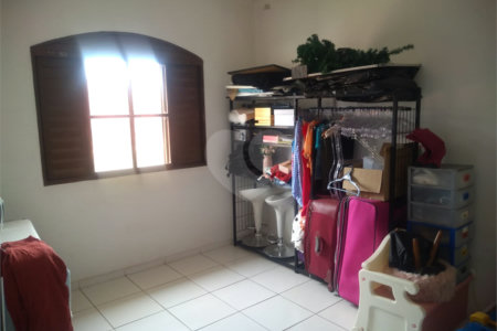 Casa à venda com 4 suítes em Jardim Itália, Itapetininga, SP