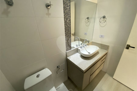 Apartamento à venda com 3 quartos, sendo 1 suíte, em Baeta Neves, São Bernardo do Campo, SP