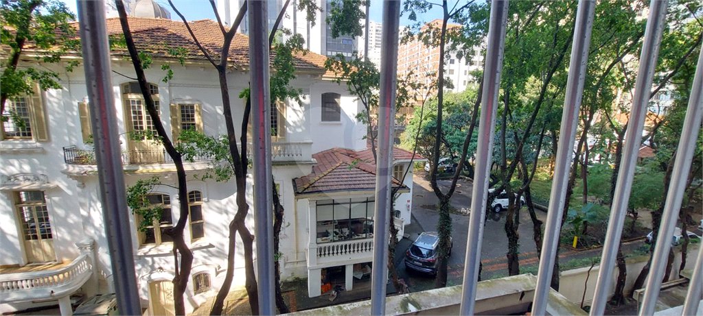 Apartamento à venda com 3 quartos, sendo 1 suíte, em Santa Cecília, São Paulo, SP