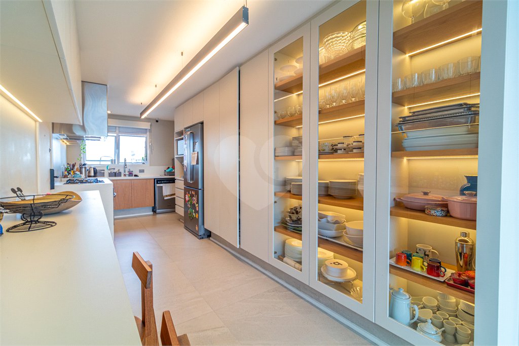 Apartamento à venda com 3 suítes em Vila Olímpia, São Paulo, SP