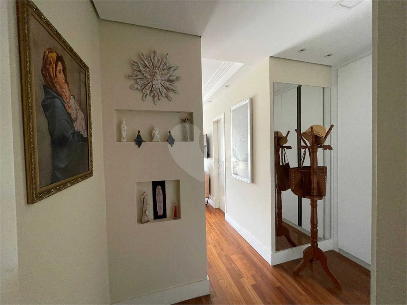 Apartamento à venda com 4 quartos, sendo 3 suítes, em Perdizes, São Paulo, SP