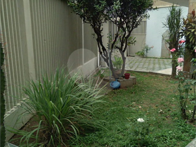 Casa Térrea à venda com 3 quartos, sendo 1 suíte,  em Vila Galvão, Guarulhos, SP