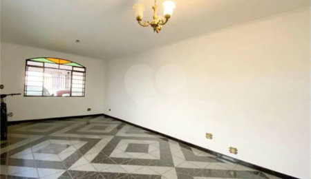 Sobrado à venda com 4 quartos em Vila Ipojuca, São Paulo, SP