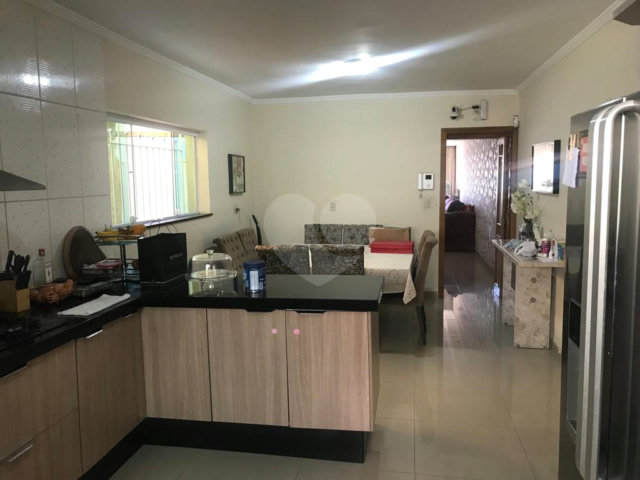Sobrado à venda com 3 quartos, sendo 1 suíte,  em Vila Guilherme, São Paulo, SP