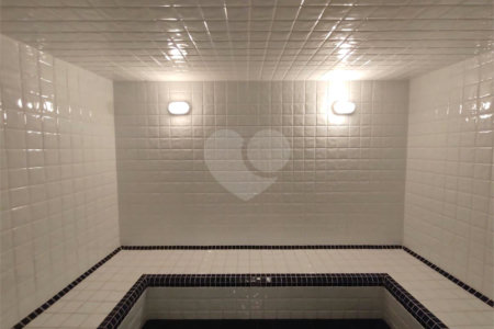 Casa à venda com 5 quartos, sendo 4 suítes, no condomínio Rancho Dirce, Sorocaba - SP