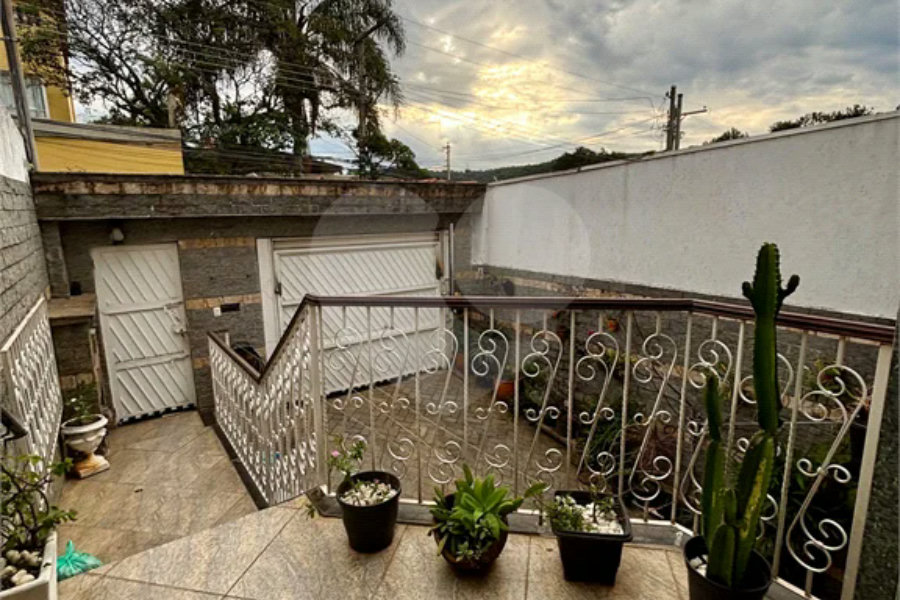 Casa à venda com 4 quartos, sendo 3 suítes, no condomínio Tremembé, São Paulo - SP