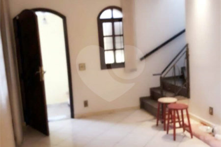 Casa à venda com 3 quartos, sendo 1 suíte, em Jardim Piqueroby, São Paulo, SP