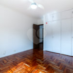 Sobrado à venda com 4 quartos, sendo 2 suítes, em Alto de Pinheiros, São Paulo, SP