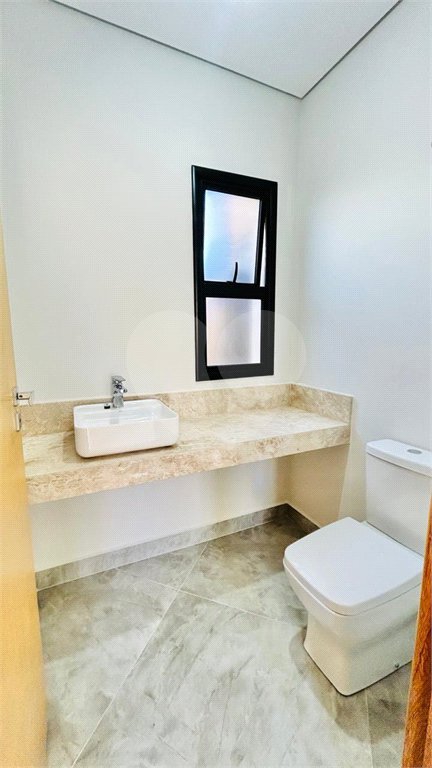 Casa à venda com 4 quartos, sendo 3 suítes,  no condomínio Residencial Jardim Villa Verona, Sorocaba - SP
