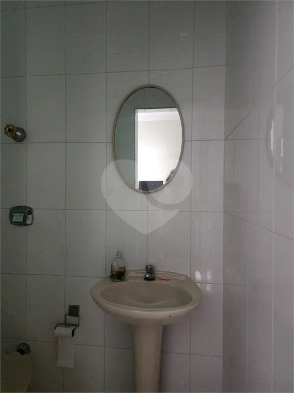 Sobrado à venda com 3 quartos, sendo 1 suíte, em Vila Paulicéia, São Paulo, SP
