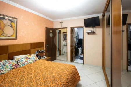 Casa à venda com 5 quartos, sendo 4 suítes, em Vila Maria Alta, São Paulo, SP