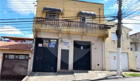 Sobrado à venda com 6 quartos, sendo 1 suíte,  em Vila Medeiros, São Paulo, SP