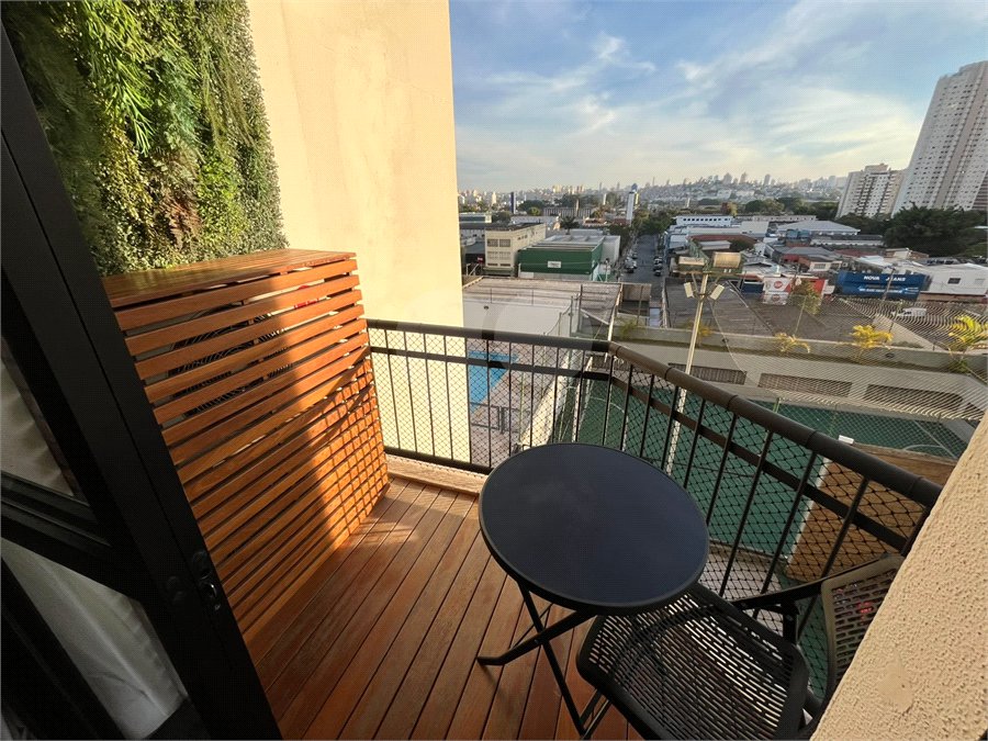Apartamento à venda com 3 quartos, sendo 1 suíte, em Vila Hamburguesa, São Paulo, SP