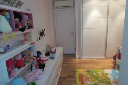 Apartamento à venda com 3 suítes em Real Parque, São Paulo, SP