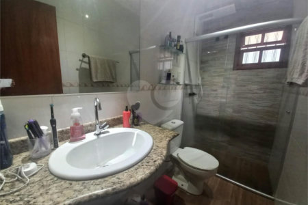 Casa à venda com 5 quartos, sendo 3 suítes,  em Jardim Bonfiglioli, São Paulo, SP