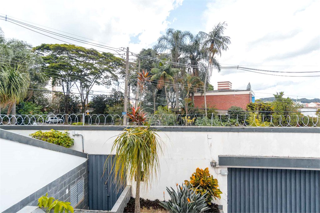 Casa Térrea à venda com 3 quartos, sendo 1 suíte, em Vila Inah, São Paulo, SP