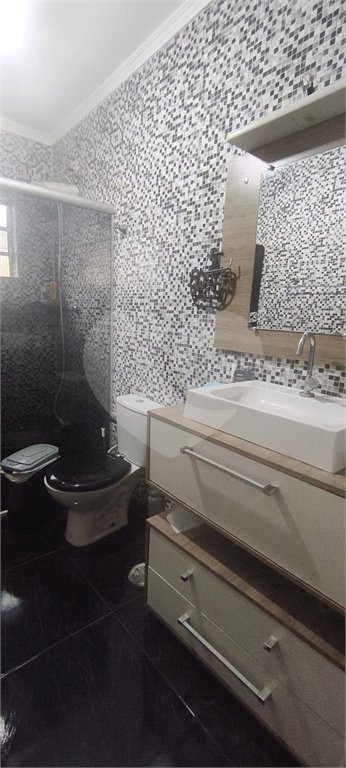 Casa à venda com 3 quartos, sendo 1 suíte,  em Jardim Vila Galvão, Guarulhos, SP