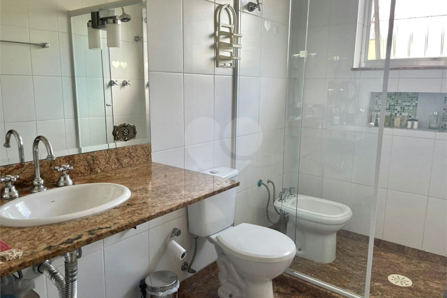 Sobrado à venda com 3 quartos, sendo 2 suítes, em Vila Mariana, São Paulo, SP
