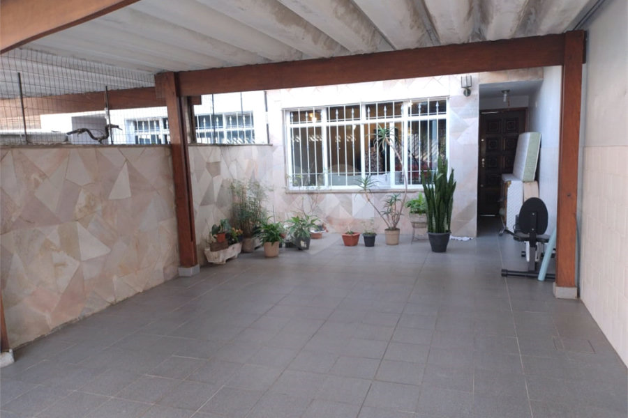 Sobrado à venda com 4 quartos, sendo 1 suíte,  em Parada Inglesa, São Paulo, SP
