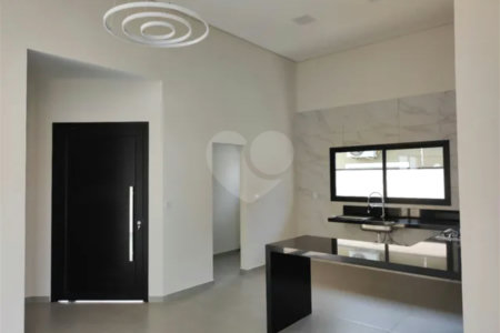 Casa à venda com 3 suítes no condomínio Terras do Vale, Caçapava - SP