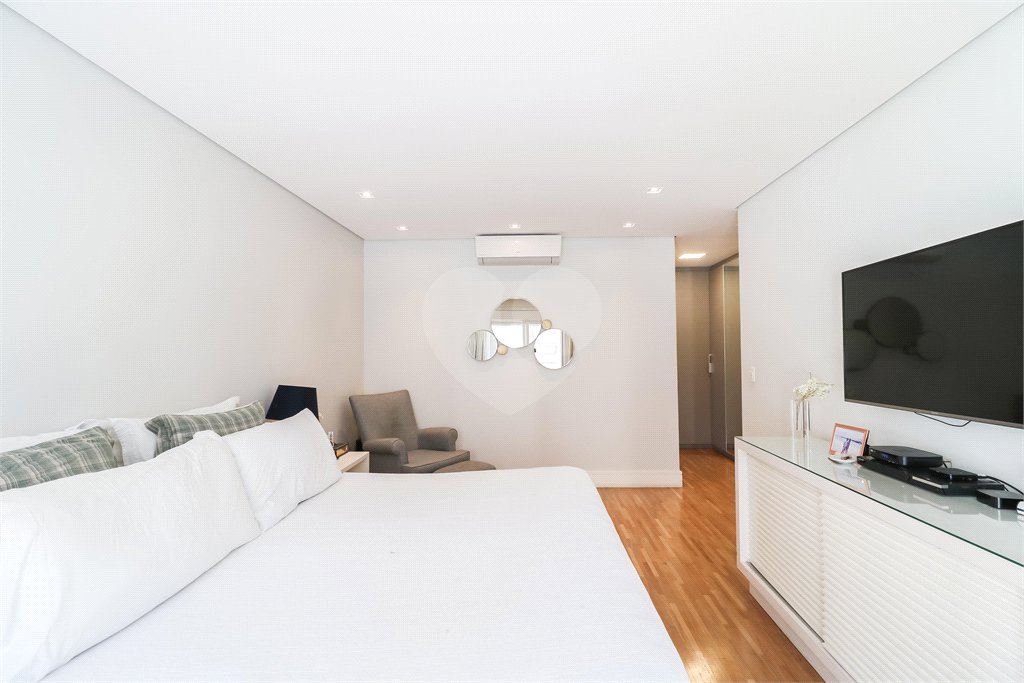 Apartamento à venda com 3 suítes em Perdizes, São Paulo, SP