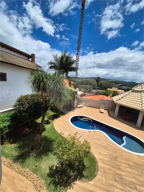 Casa à venda ou para alugar com 3 quartos, sendo 1 suíte, no condomínio Villagio Capriccio, Louveira - SP