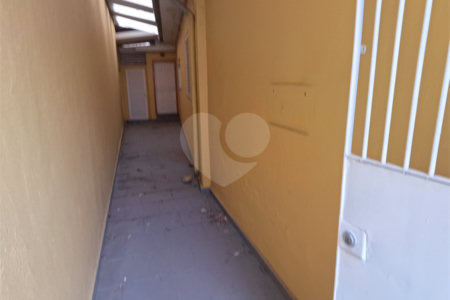 Casa à venda com 2 quartos em Chora Menino, São Paulo, SP