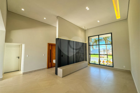 Casa à venda com 3 suítes no condomínio Jardim Residencial Dona Maria Candida, Indaiatuba - SP