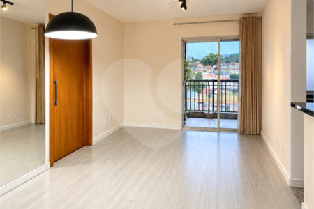 Apartamento à venda com 3 quartos, sendo 1 suíte, em Campo Belo, São Paulo, SP