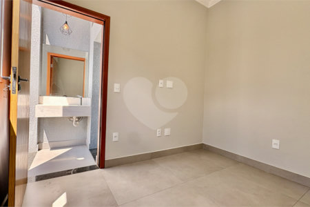Casa à venda com 4 quartos, sendo 1 suíte,  no condomínio Villagio Milano, Sorocaba - SP