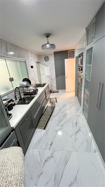 Apartamento à venda com 3 suítes em Vila Suzana, São Paulo, SP
