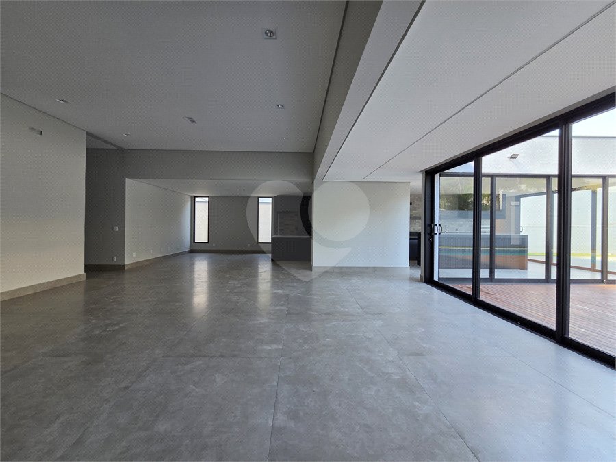 Casa à venda com 5 suítes no condomínio Fazenda Imperial, Sorocaba - SP