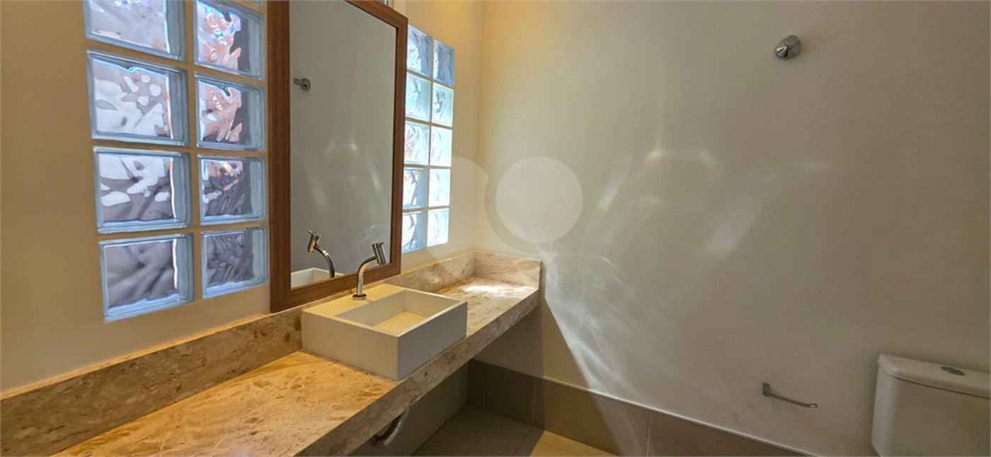 Casa Térrea à venda ou para alugar com 8 quartos, sendo 4 suítes, em Vila Pereira Barreto, São Paulo, SP