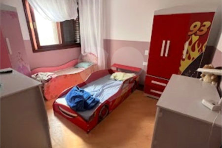 Casa à venda com 5 suítes em Aruã, Mogi das Cruzes, SP
