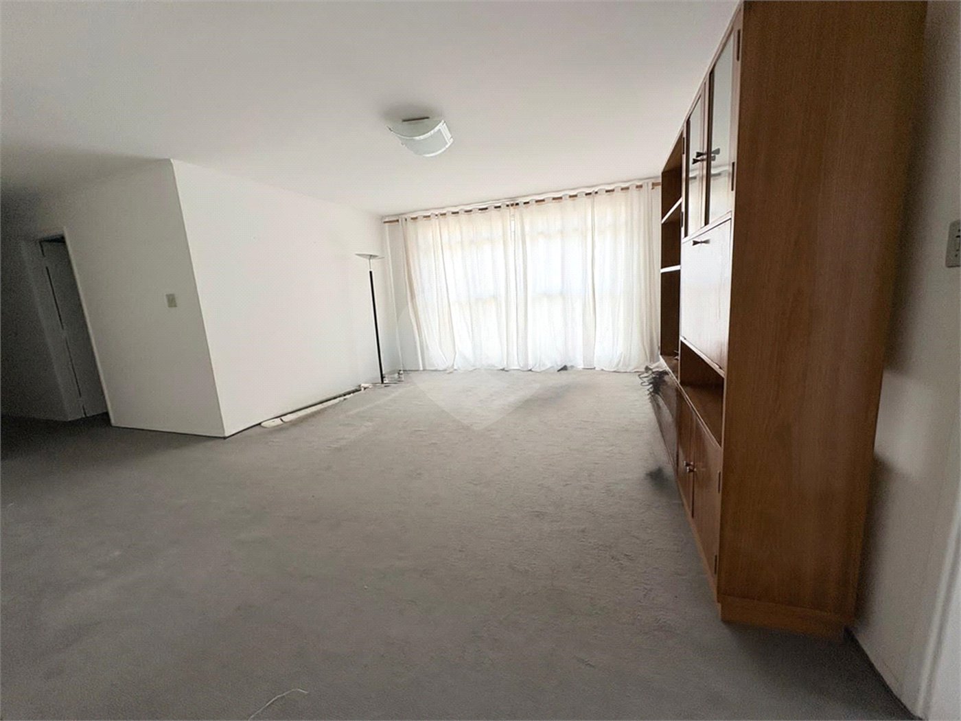 Apartamento à venda com 3 quartos, sendo 1 suíte, em Pinheiros, São Paulo, SP